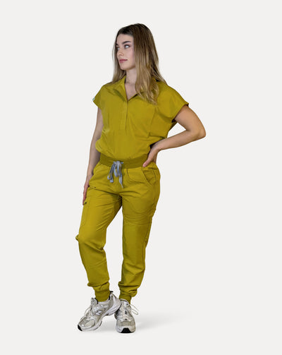 Medical scrubs set